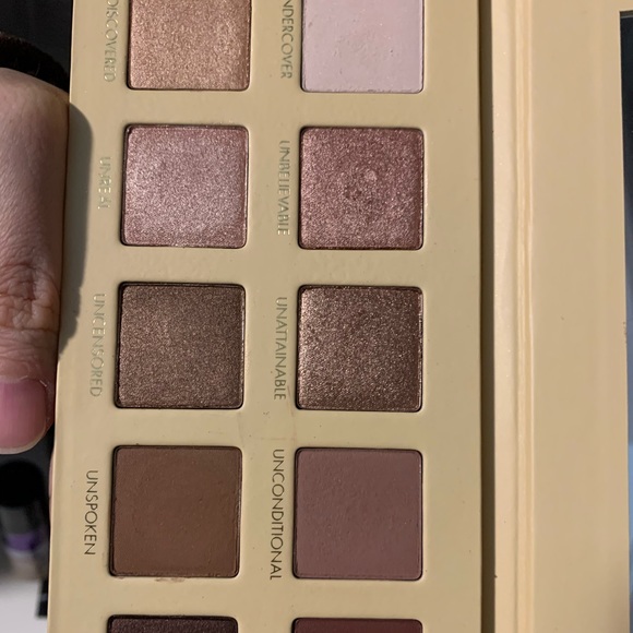 Lorac Unzipped Eyeshadow palette